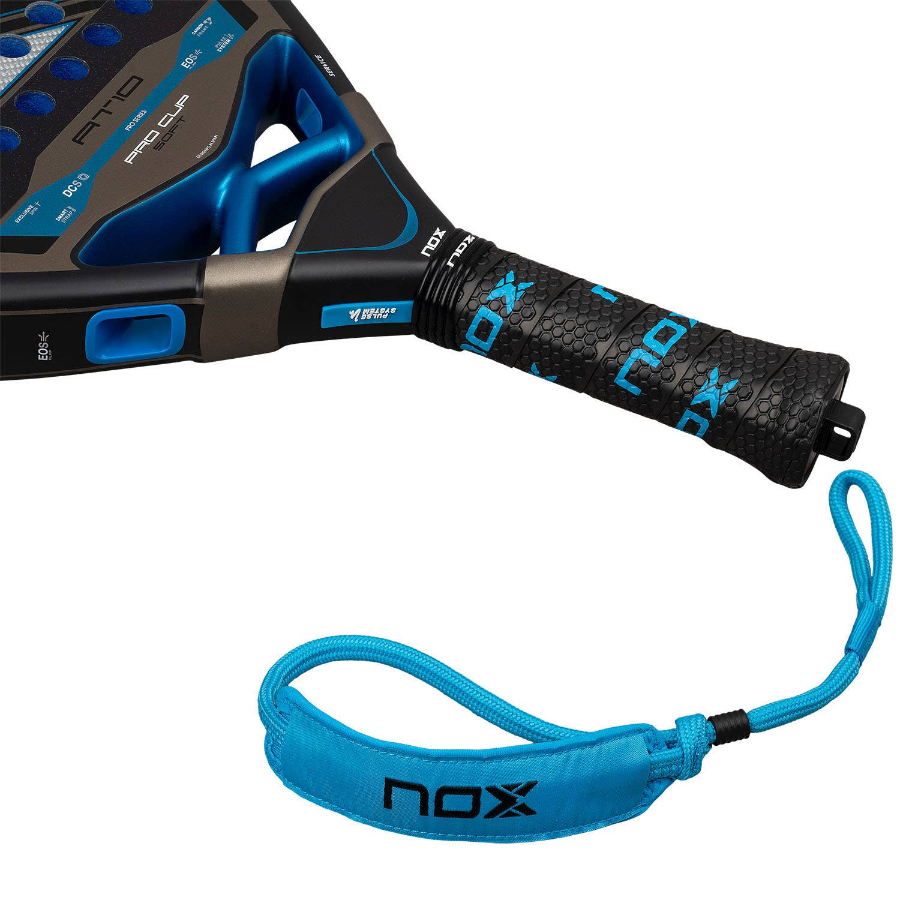 120974-pala-nox-at10-pro-cup-soft-by-agustin-tapia-pat10pcs26-1500X1500-10
